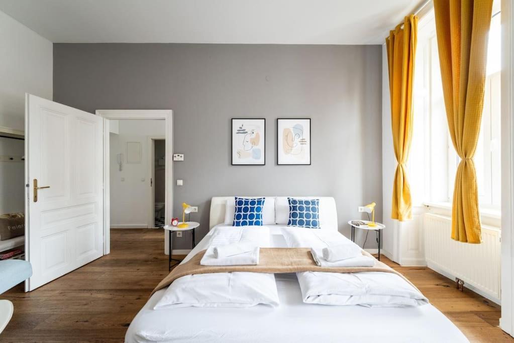 Lite 1Br Near Metro & Center By Hm Apartment Vienna Luaran gambar