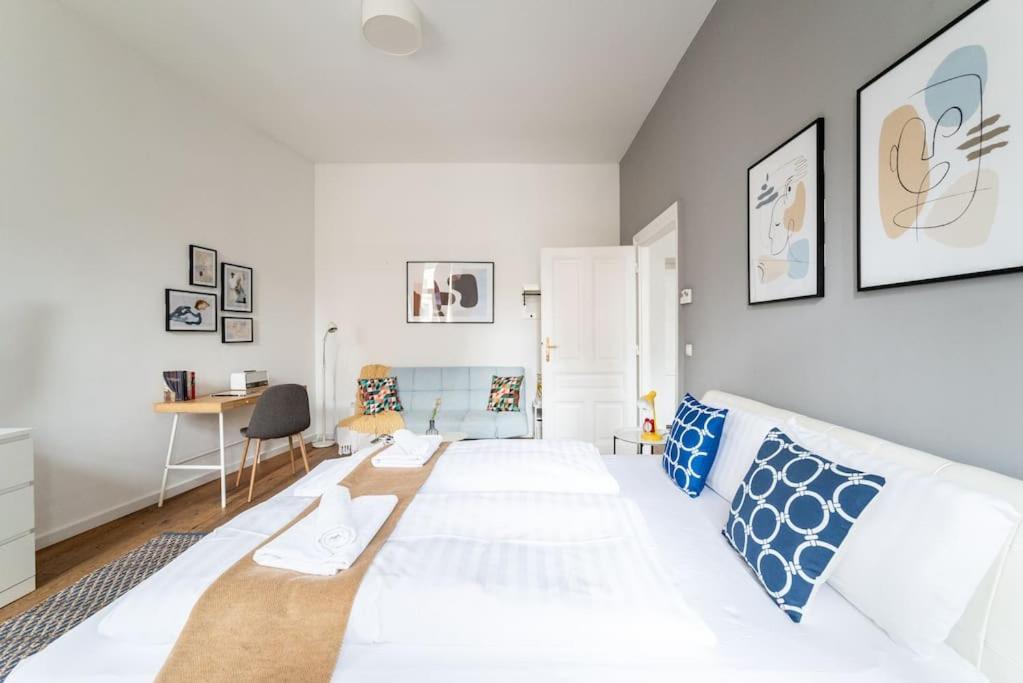 Lite 1Br Near Metro & Center By Hm Apartment Vienna Luaran gambar